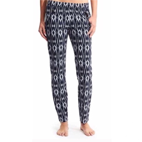Athleta Pants - Athleta TALL Ariel Jogger Blue White Tribal Print